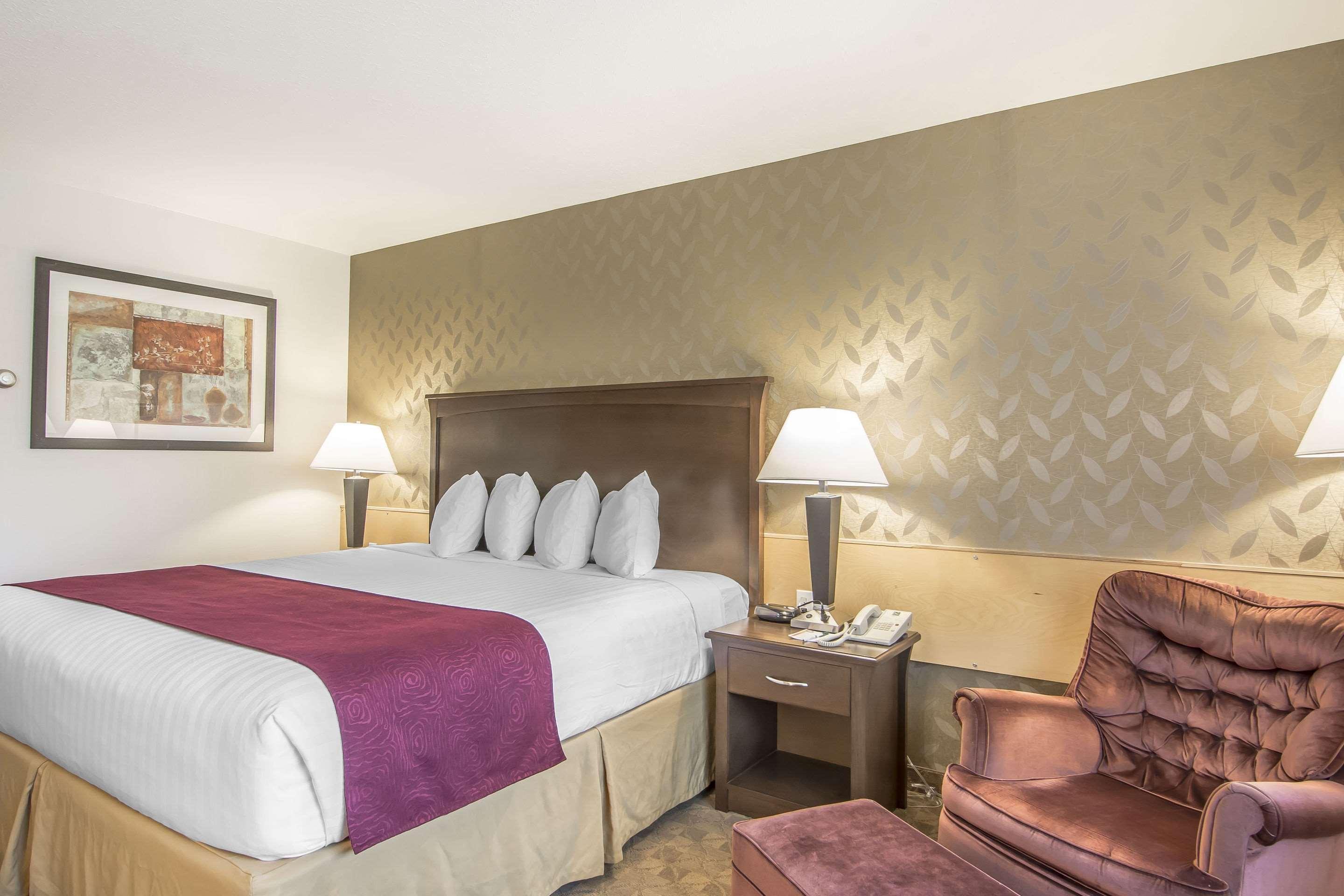 Prestige Riverside Lodge Quesnel Ngoại thất bức ảnh
