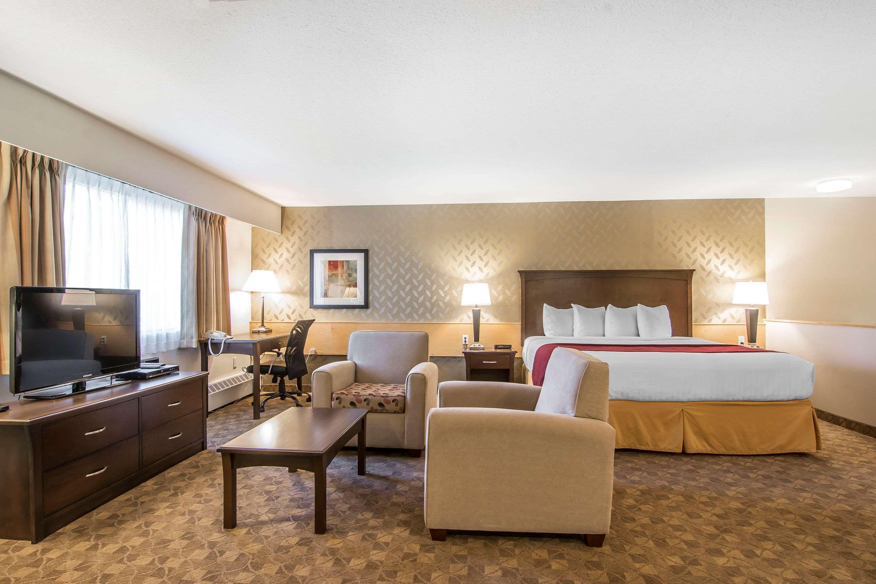 Prestige Riverside Lodge Quesnel Ngoại thất bức ảnh